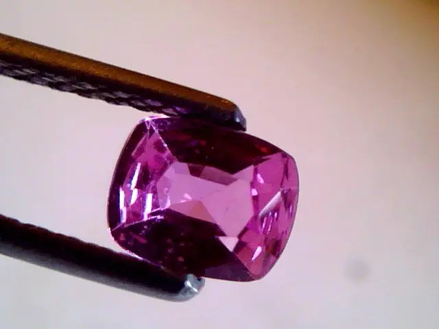 0.83 Ct Cetified Unheated Untreated Natural Madagaskar Ruby Gems AAA