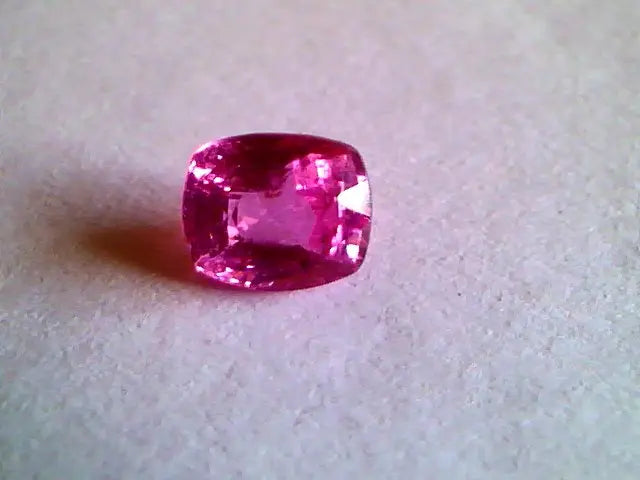 1.04 Ct Unheat Untreat Natural Pinkish Red Ruby From Ceylon