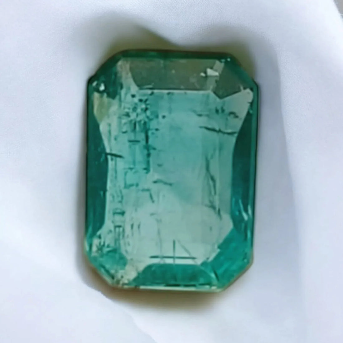 1.26 Ct Untreated Natural Zambian Emerald Gemstone Panna Gems - Venus Gems