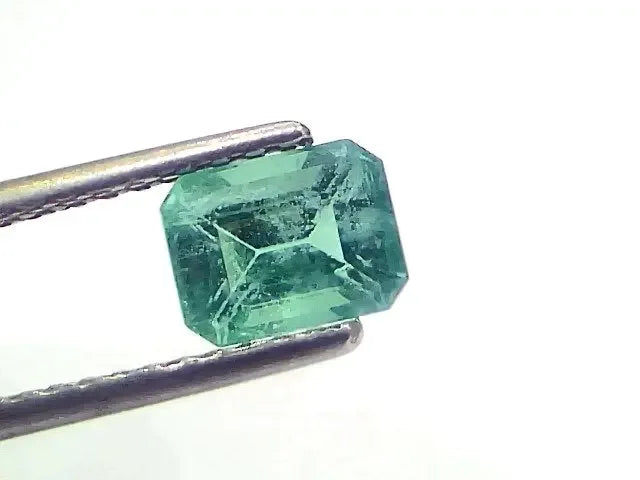 1.36 Ct Certified Untreated Natural Zambian Emerald Gemstone Panna - Venus Gems