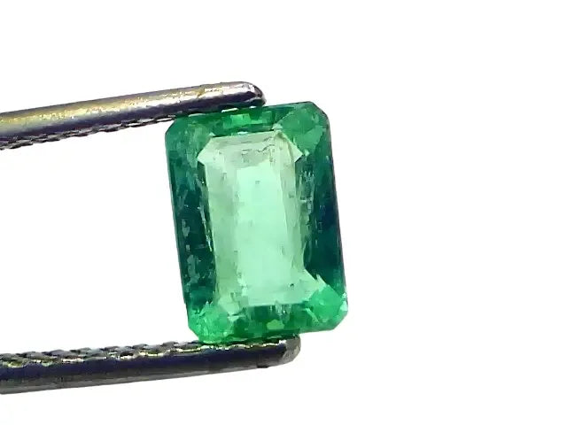 1.35 Ct GII Certified Untreated Natural Colombian Emerald Gemstone AAA - Venus Gems