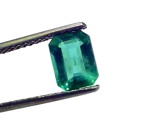 1.47 Ct GII Certified Untreated Natural Zambian Emerald Panna AAAA - Venus Gems