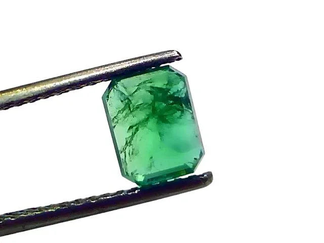 1.86 Ct GII Certified Untreated Natural Zambian Emerald Panna AAA - Venus Gems