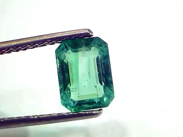 1.93 Ct IGI Certified Untreated Natural Zambian Emerald Gemstone AAA