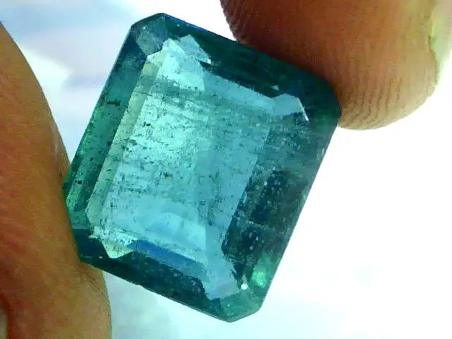 Huge 10.25 Ct Untreated Natural Zambian Emerald Premium AAA