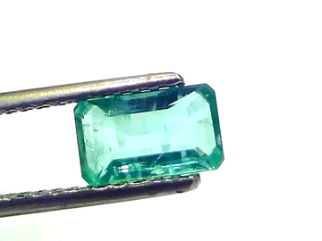 1.47 Ct GII Certified Untreated Natural Colombian Emerald Gemstone AAA - Venus Gems