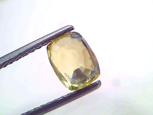 2.00 Carat 2.20 Ratti Certified Yellow Blue Pitambari Sapphire Pukhraj