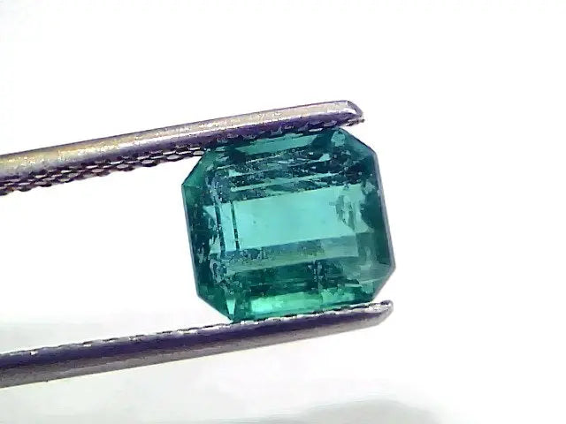 2.37 Ct IGI Certified Untreated Natural Zambian Emerald Gemstone AAA