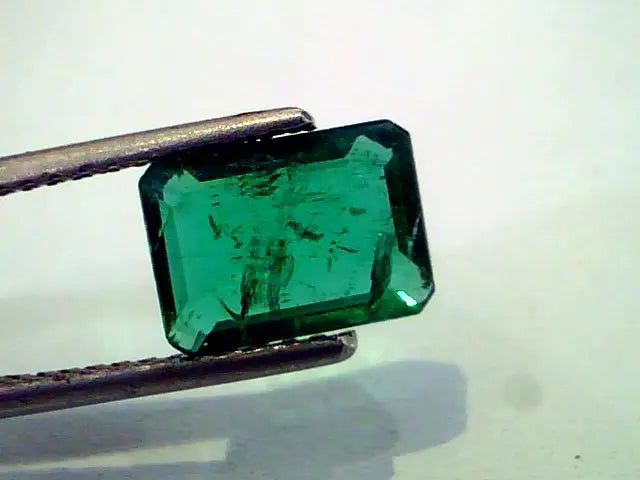 2.45 Ct Unheated Natural Zambian Emerald VVS Bright Green AAA
