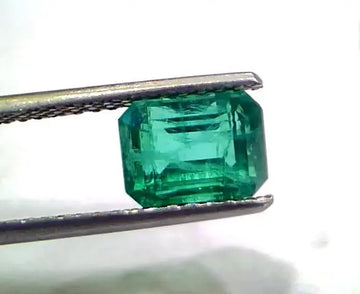 2.57 Ct Untreated Natural Zambian Emerald Gemstone Panna Gems AAAAA