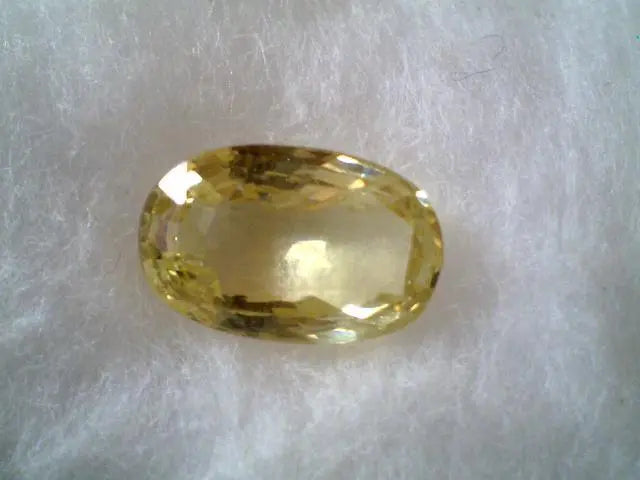 3.05 CT UNHEATED UNTREATED NATURAL YELLOW SAPPHIRE,PUKHRAJ AAAAA