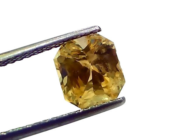 3.05 Ct IGI Certified Unheated Untreated Natural Ceylon Yellow Sapphire AAAA