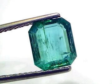 3.07 Ct IGI Certified Untreated Natural Zambian Emerald Gemstone AAA