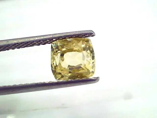 3.29 Ct 5.5 Ratti Unheated Untreated Natural Ceylon Yellow Sapphire