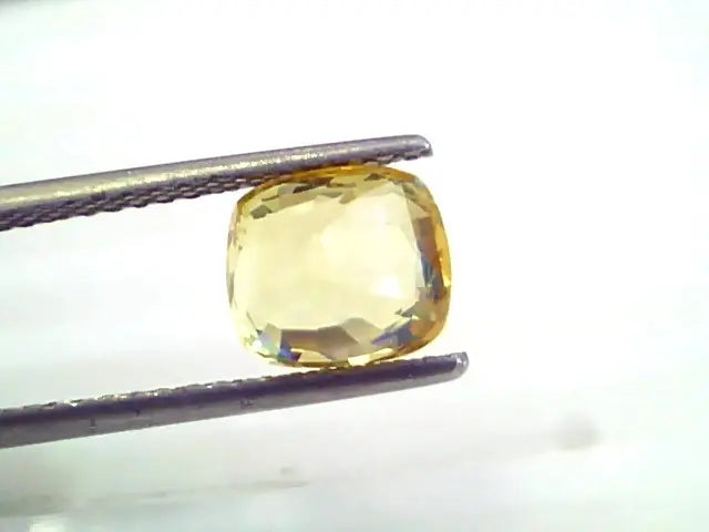 3.40 Ct 5.5 Ratti Unheated Untreated Natural Ceylon Yellow Sapphire