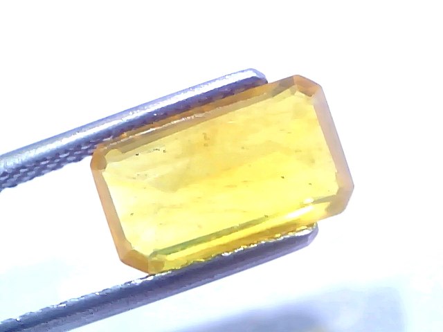 3.52 Carat 3.91 Ratti Certified Natural Yellow Sapphire Pukhraj Stone