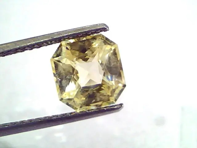 3.53 Ct IGI Certified Unheated Untreated Natural Ceylon Yellow Sapphire
