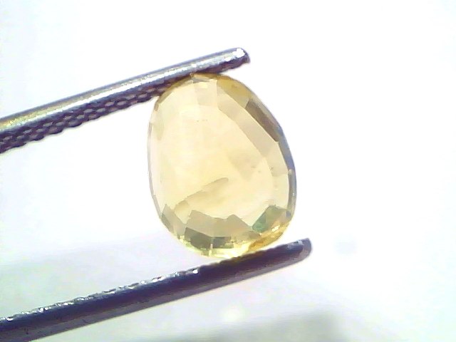 3.53 Carat 3.88 Ratti IGI Certified Yellow Sapphire Pukhraj Unheated Stone