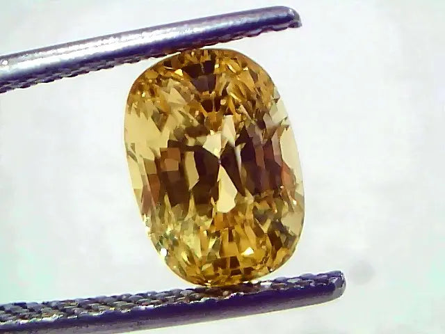3.57 Ct IGI Certified Unheated Untreated Natural Ceylon Yellow Sapphire AAAAA