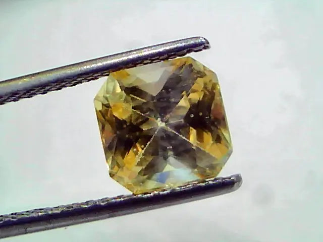 3.58 Ct IGI Certified Unheated Untreated Natural Ceylon Yellow Sapphire AAA