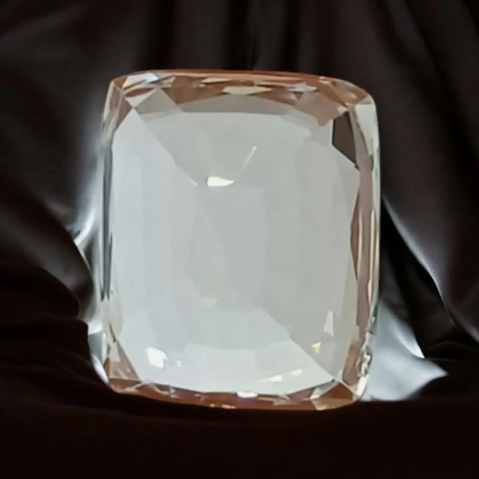 3.85 Ct IGI Certified Unheated Untreated Natural Premium White Sapphire - Venus Gems