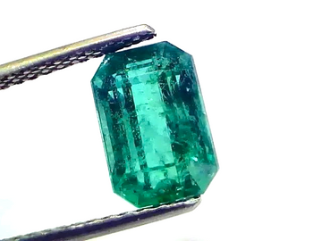 3.53 Ct IGI Certified Untreated Natural Zambian Emerald Gemstone - Venus Gems