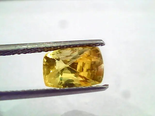 4.03 Ct 6.7 Ratti Unheated Untreated Natural Ceylon Yellow Sapphire