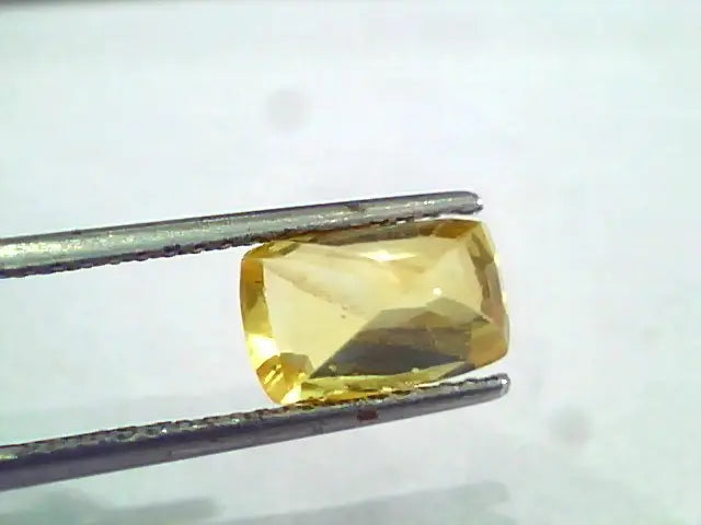 4.03 Ct 6.7 Ratti Unheated Untreated Natural Ceylon Yellow Sapphire