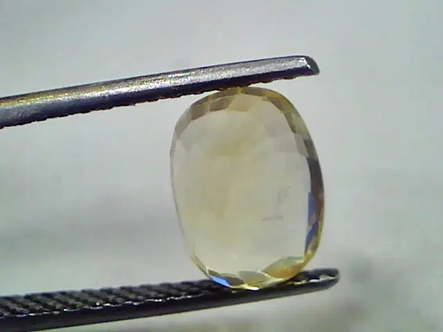 4.01 Ct IGI Certified Unheated Untreated Natural Ceylon Yellow Sapphire Gems