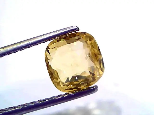 4.07 Ct IGI Certified Unheated Untreated Natural Ceylon Yellow Sapphire AAA