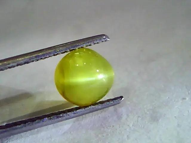 4.18 Ct IGI Certified Untreated Natural Chrysoberyl Cats Eye AAAAA