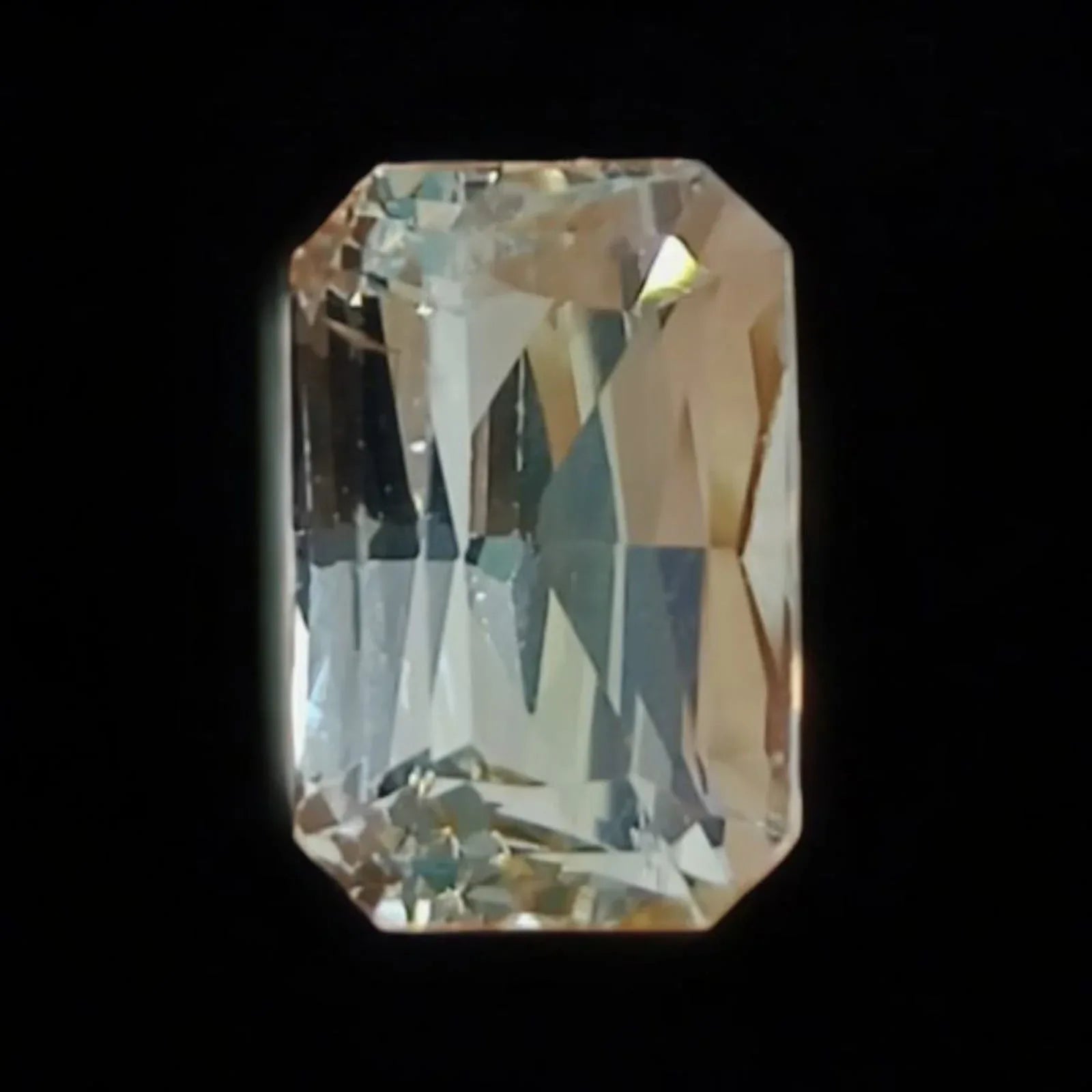 4.18 Ct Gii Certified Unheated Untreated Natural Ceylon White Sapphire - Venus Gems