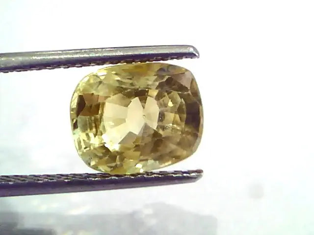4.35 Ct 7.25 Ratti Unheated Untreated Natural Ceylon Yellow Sapphire