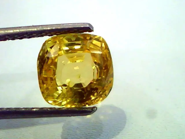 4.45 Ct Unheated Natural Ceylon Yellow Sapphire/Pukhraj AAAAA