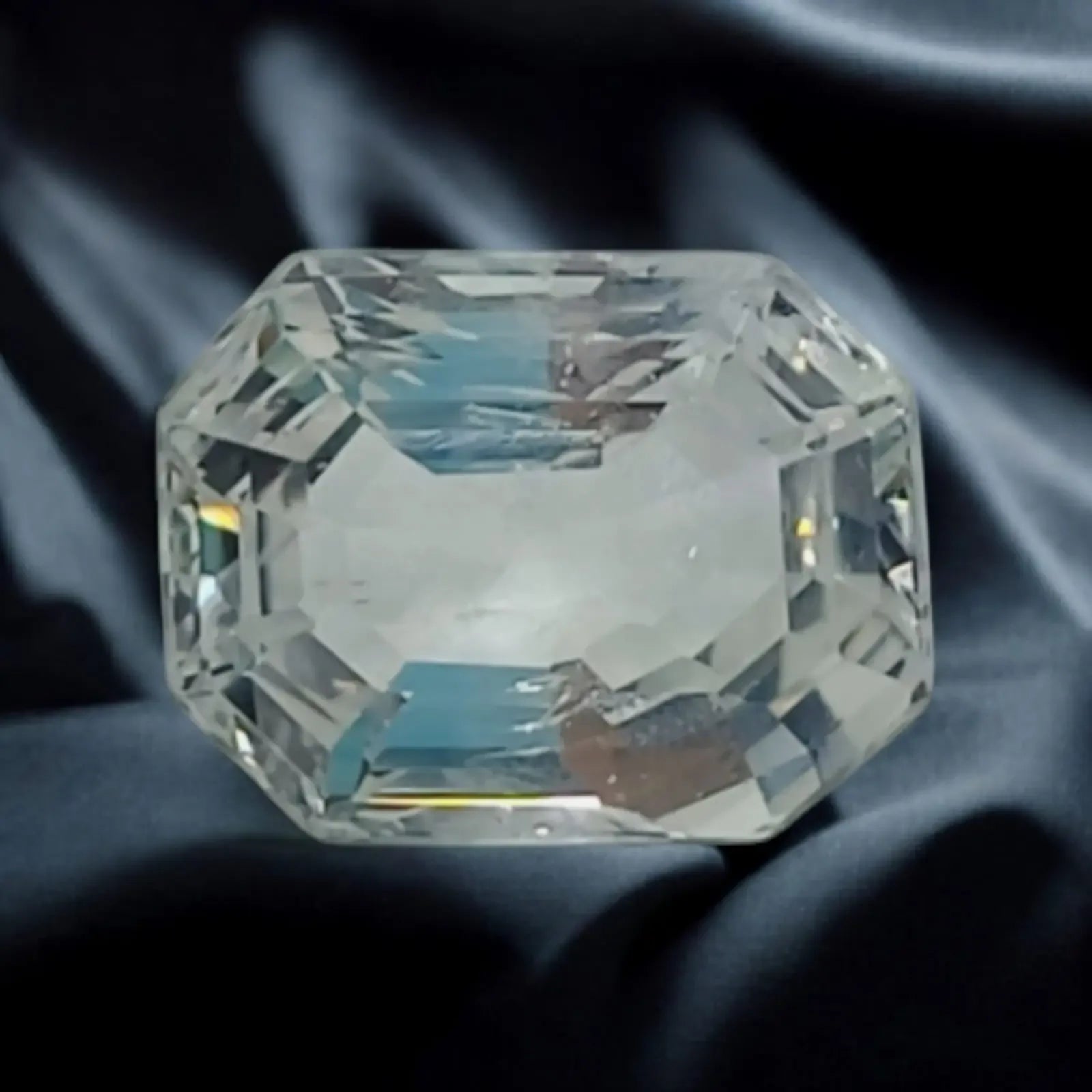 4.68 Ct IGI Certified Unheated Untreated Natural White Sapphire Gems AAA - Venus Gems