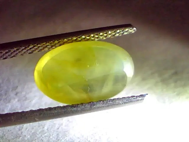 4.79 Ct IGI Certified Untreated Natural Ceylon Chrysoberyl Cats Eye Stone