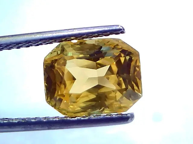 5.03 Ct IGI Certified Unheated Untreated Natural Ceylon Yellow Sapphire AAA