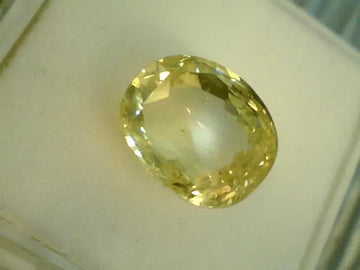 5.19 CARAT UNHEATED UNTREATED VVS CEYLON NATURAL YELLOW SAPPHIRE