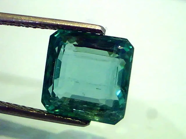 5.57 Ct Top Quality IGI Certified Natural Eye Clean Colombian Emerald AAAAA
