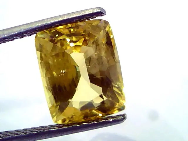 5.76 Ct Unheated Untreted Natural Ceylon Yellow Sapphire/Pukhraj AAA