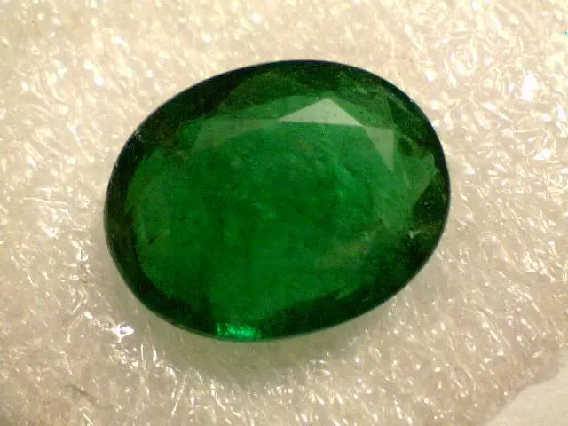 5.86 Ct Premium Colour & Transperent Natural Untreated Emerald