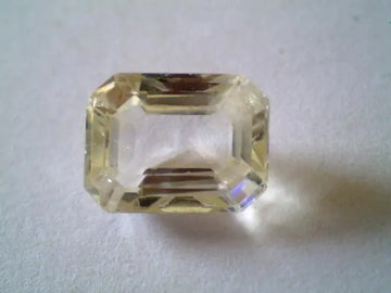 5 ct Unheated untreated natural verylight ceylon yellow sapphire