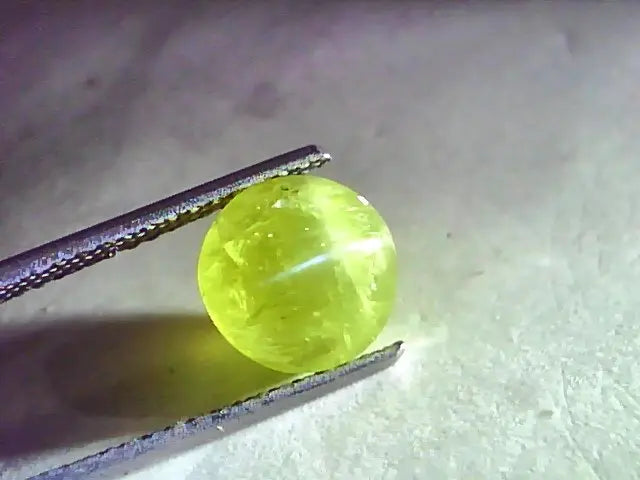 6.00 Ct Certified Untreated Natural Chrysoberyl Cats Eye,Lehsunia