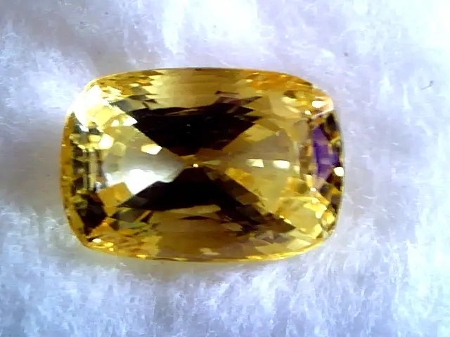 6.47 Ct Topmost Grade Unheated Natural Srilankan Yellow Sapphire
