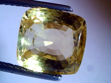 8.07 Ct Untreated Natural Ceylon Yellow sapphire Pukhraj Stone