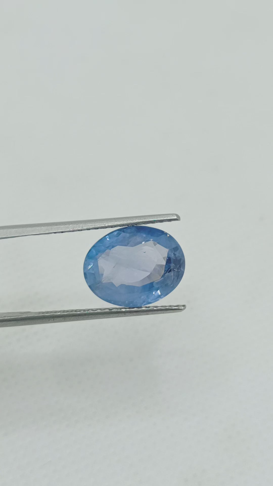 7.89 Ct IGI Certified Unheated Untreated Natural Ceylon Blue Sapphire