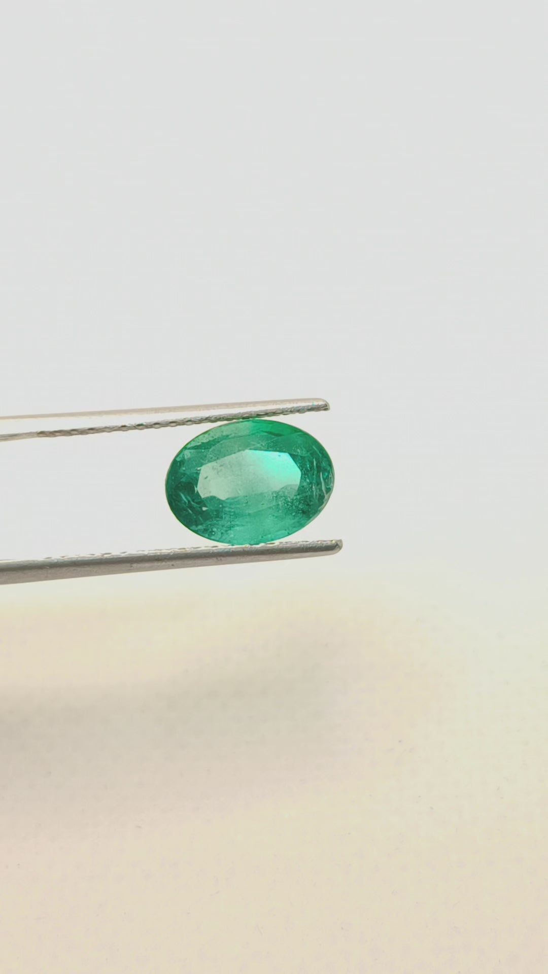 3.56 Ct GII Certified Untreated Natural Zambian Emerald Gemstone Panna AA